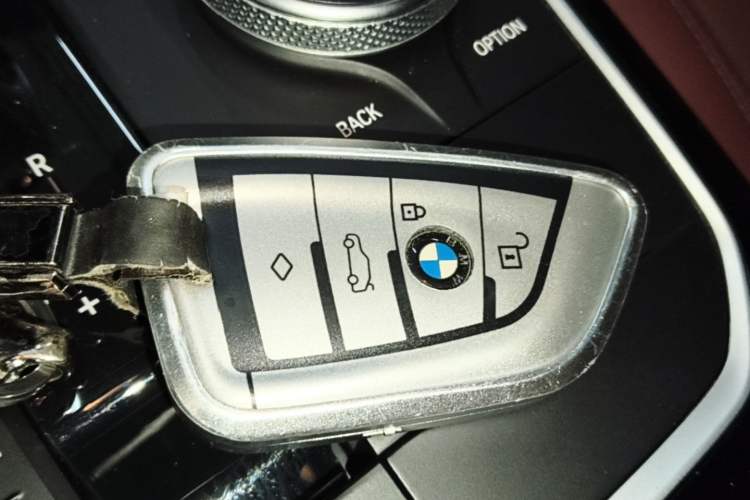 Used BMW 3 Series 2022 Restyled 320Li M Sport Package Vehicle Key