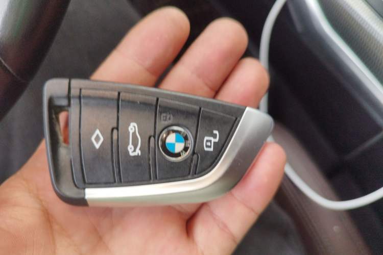 Used BMW 3 Series 2022 325Li M Sport Night Edition Package Vehicle Key