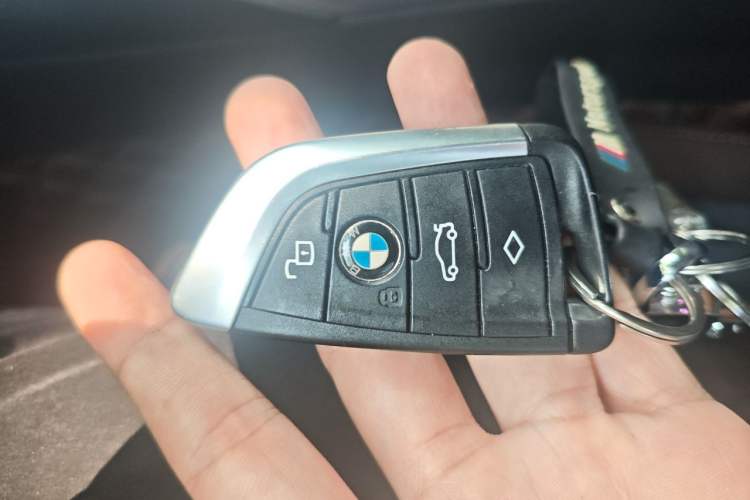 Used BMW 3 Series 2022 Updated 325i M Sport Package Vehicle Key
