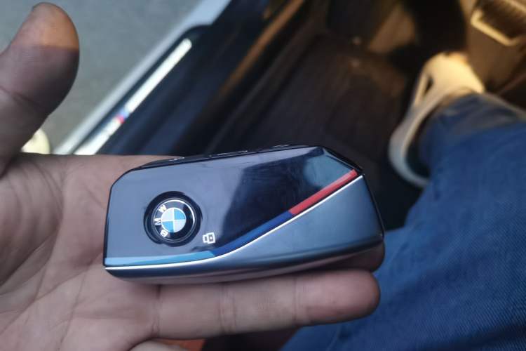 Used BMW 3 Series 2022 Updated 325i M Sport Package Vehicle Key