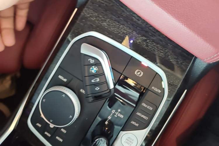 Used BMW 3 Series 2022 325Li M Sport Package Vehicle Key
