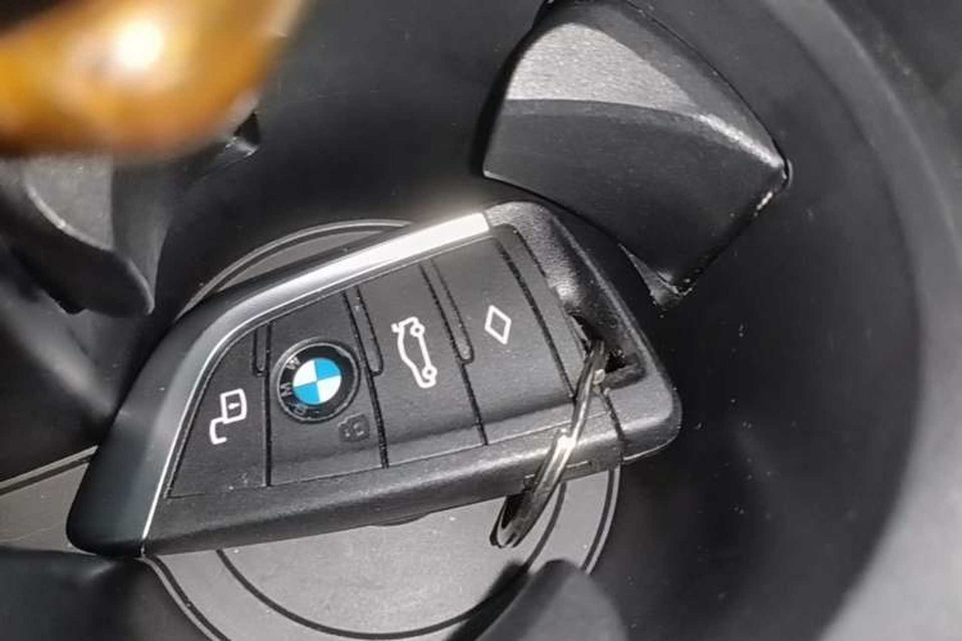 Used BMW 3 Series 2022 325Li M Sport Package Vehicle Key