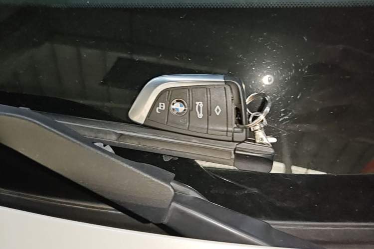 Used BMW 3 Series 2022 325Li M Sport Package Vehicle Key