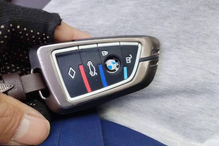 Used BMW 3 Series 2022 Updated 325Li M Sport Package Vehicle Key