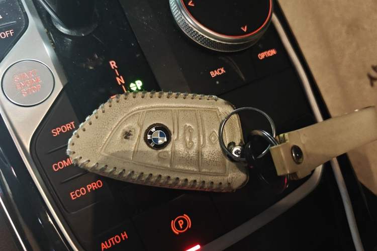 Used BMW 3 Series 2022 320i Sport Package Vehicle Key