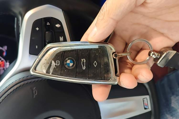 Used BMW 3 Series 2022 325Li M Sport Package Vehicle Key
