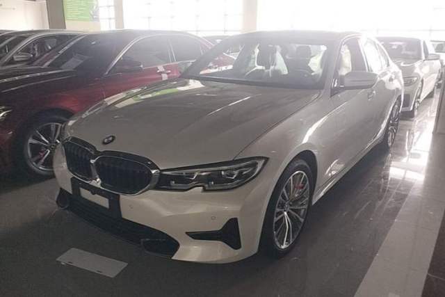 BMW 3 Series 2022 Updated 320i Sport Package usado