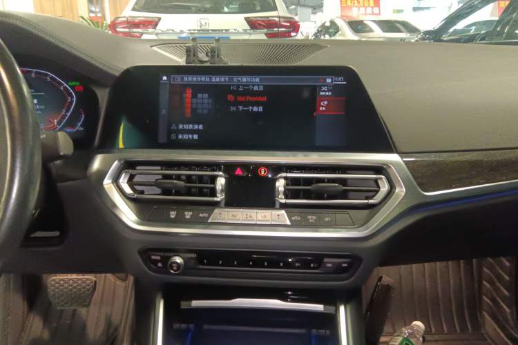 Used BMW 3 Series 2022 325Li M Sport Package Audio And AC Panel
