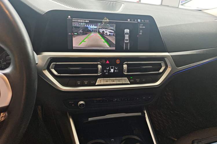 Used BMW 3 Series 2022 325i M Sport Package Audio And AC Panel