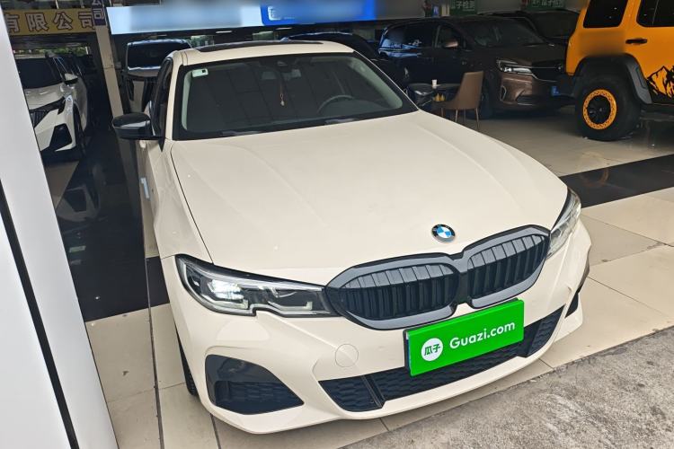 Used BMW 3 Series 2022 325i M Sport Package Exterior 2