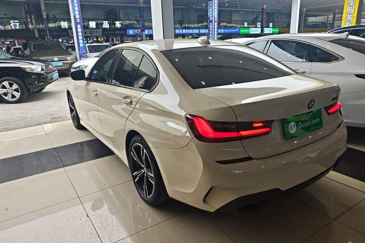 Used BMW 3 Series 2022 325i M Sport Package Exterior 3