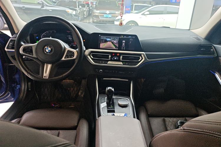 Used BMW 3 Series 2022 325i M Sport Package Interior 2