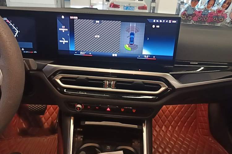 Used BMW 3 Series 2023 320Li M Sport Package Audio And AC Panel
