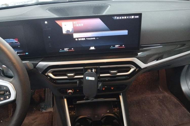 Used BMW 3 Series 2023 325Li xDrive M Sport Package Audio And AC Panel