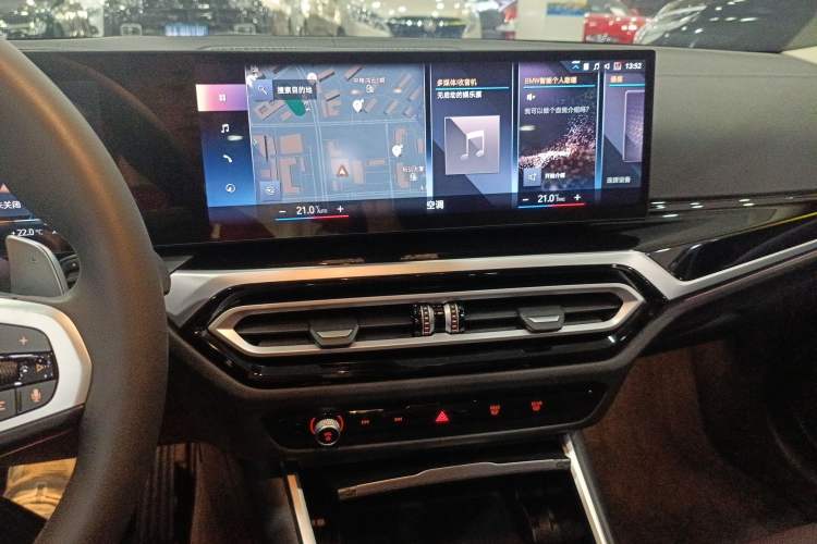 Used BMW 3 Series 2023 325Li M Sport Night Edition Package Audio And AC Panel