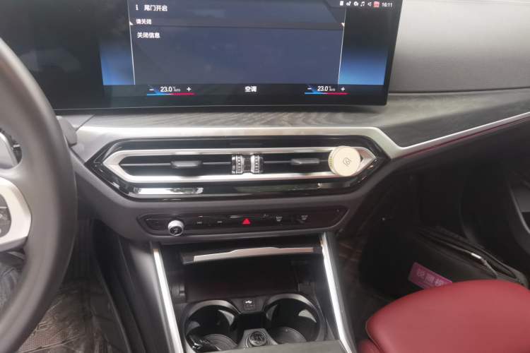 Used BMW 3 Series 2023 325i M Sport Package Audio And AC Panel