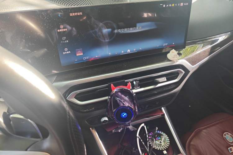Used BMW 3 Series 2023 325Li M Sport Package Audio And AC Panel