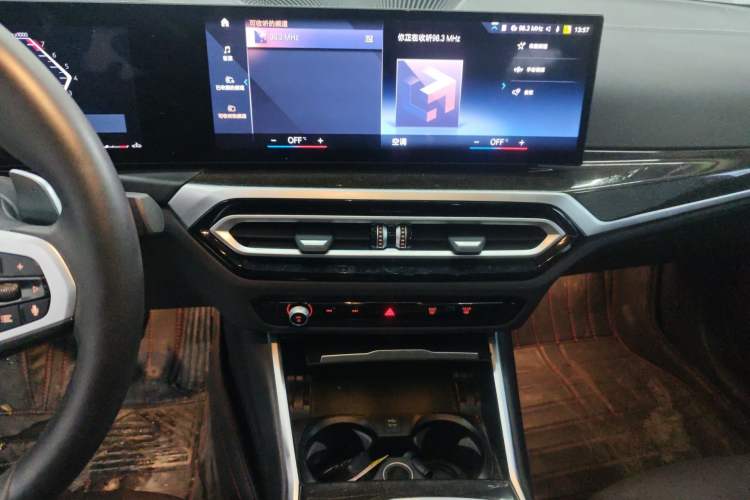 Used BMW 3 Series 2023 325Li M Sport Package Audio And AC Panel
