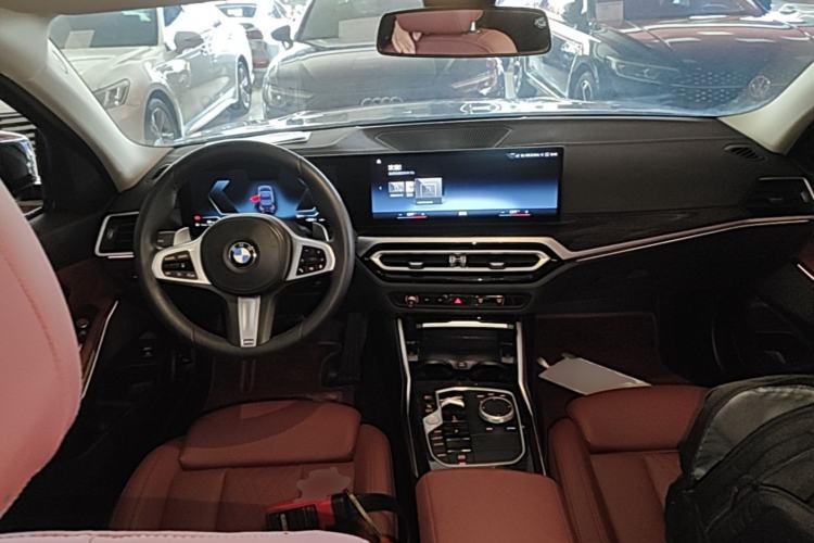 Used BMW 3 Series 2023 325Li M Sport Package Center Console