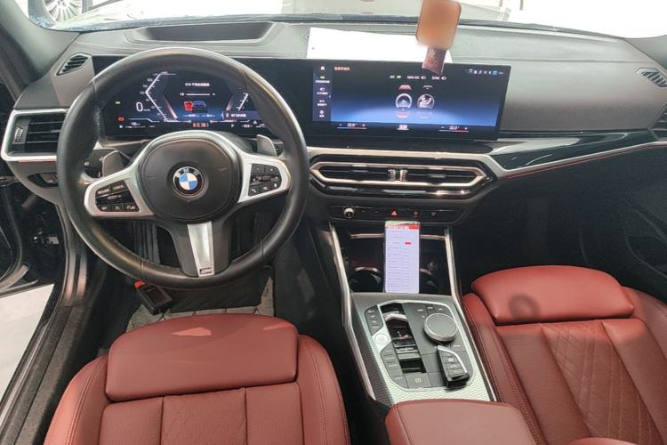 Used BMW 3 Series 2023 330i M Sport Night Edition Package Center Console