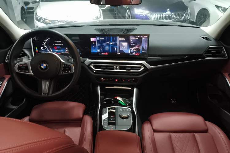 Used BMW 3 Series 2023 320Li M Sport Package Center Console