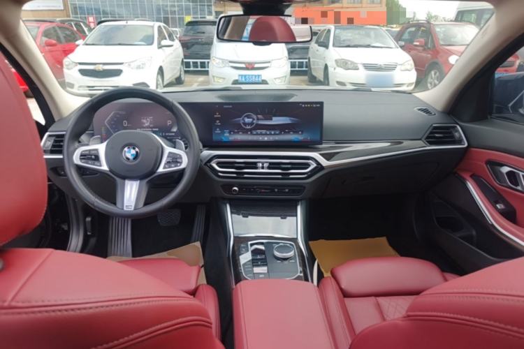 Used BMW 3 Series 2023 325Li M Sport Package Center Console