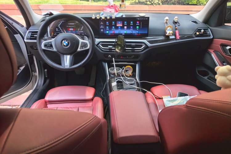 Used BMW 3 Series 2023 325Li M Sport Package Center Console