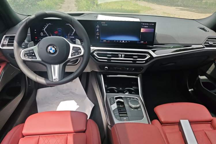 Used BMW 3 Series 2023 330Li M Sport Night Edition Package Center Console