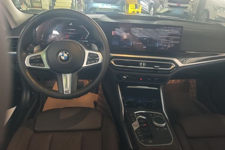 Used BMW 3 Series 2023 325Li M Sport Package Center Console
