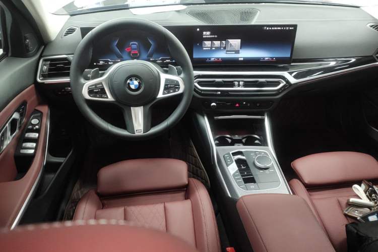 Used BMW 3 Series 2023 325Li M Sport Night Edition Package Center Console