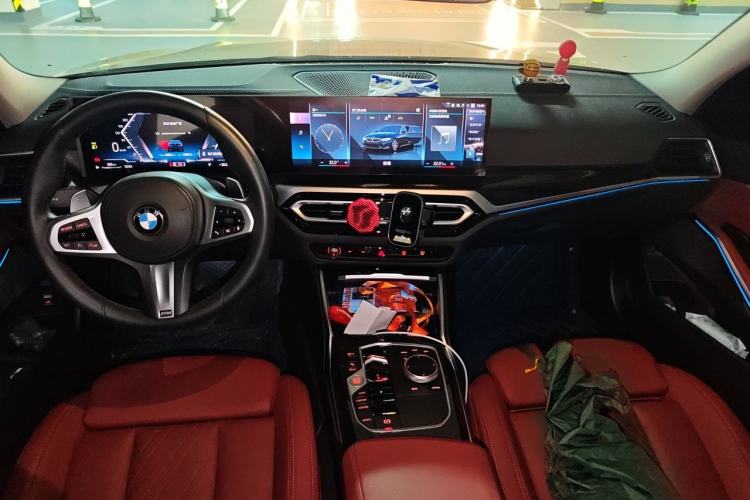 Used BMW 3 Series 2023 325Li M Sport Package Center Console