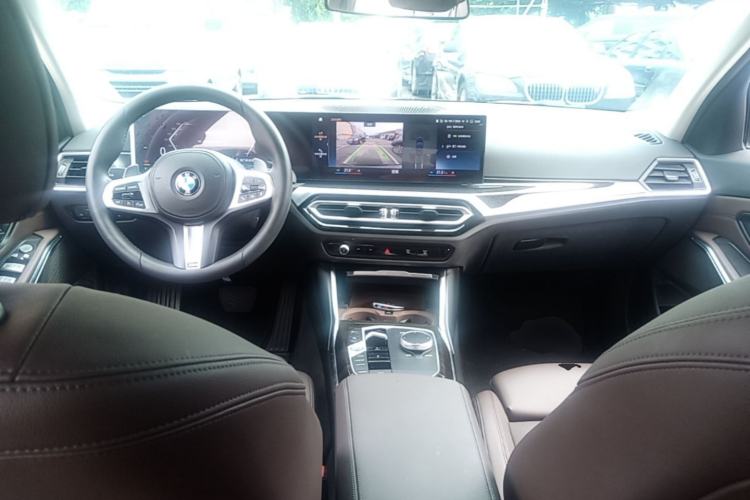 Used BMW 3 Series 2023 325Li M Sport Package Center Console