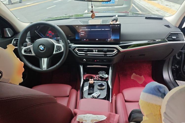 Used BMW 3 Series 2023 320Li M Sport Package Center Console