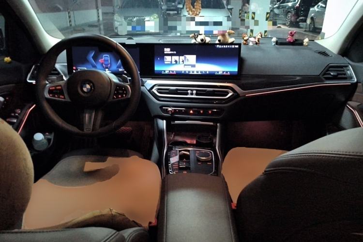 Used BMW 3 Series 2023 325Li M Sport Package Center Console