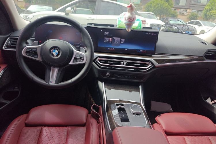 Used BMW 3 Series 2023 325Li M Sport Package Center Console