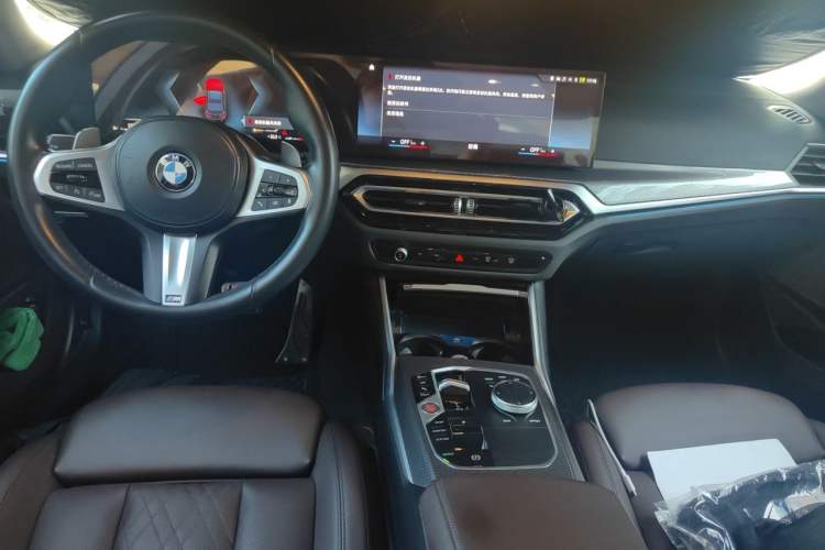 Used BMW 3 Series 2023 325Li M Sport Night Edition Package Center Console
