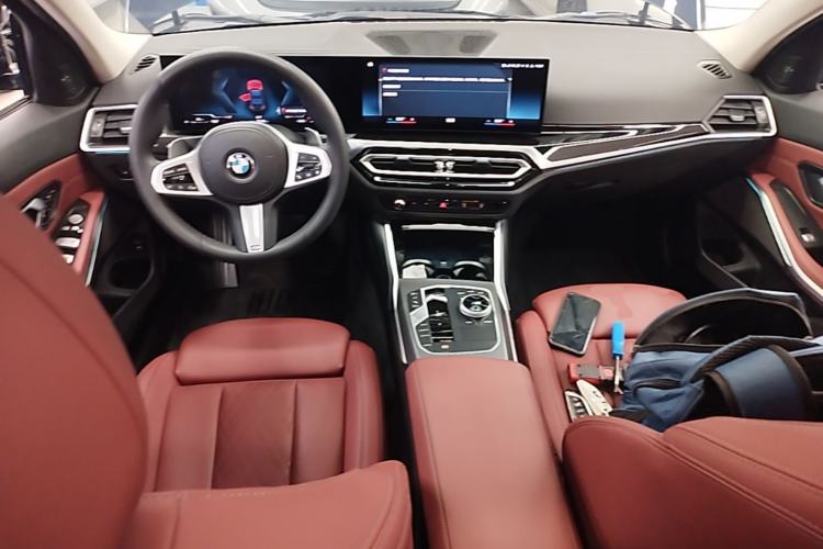 Used BMW 3 Series 2023 325Li M Sport Night Edition Package Center Console