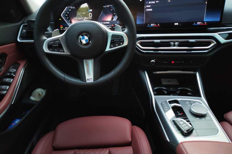 Used BMW 3 Series 2023 325Li M Sport Night Edition Package Center Console