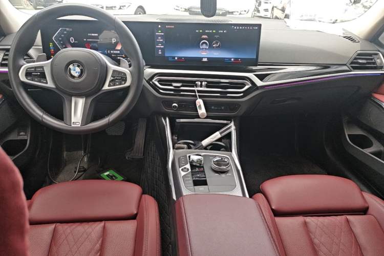 Used BMW 3 Series 2023 325Li M Sport Night Edition Package Center Console