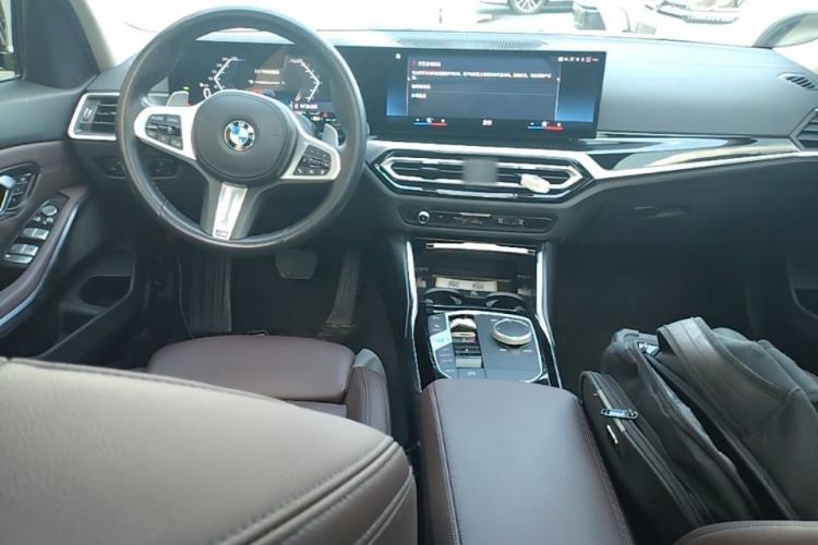 Used BMW 3 Series 2023 320Li M Sport Package Center Console