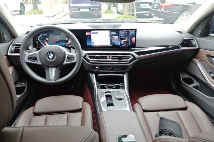 Used BMW 3 Series 2023 325Li M Sport Night Edition Package Center Console
