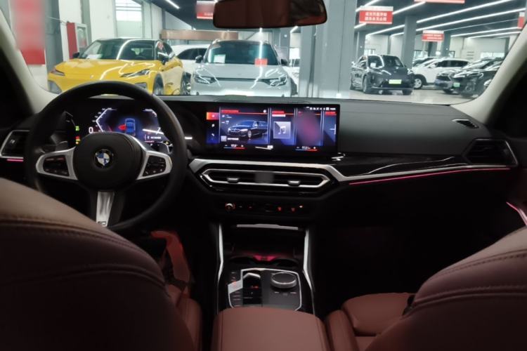 Used BMW 3 Series 2023 325Li M Sport Package Center Console