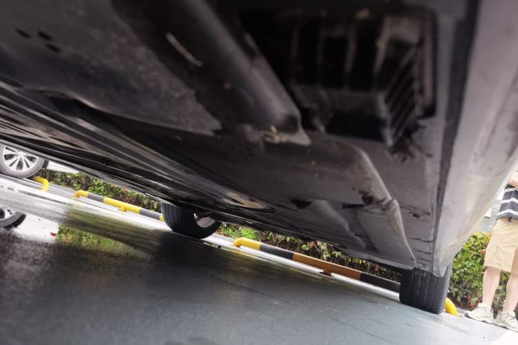Used BMW 3 Series 2023 325Li M Sport Package Chassis Front Left