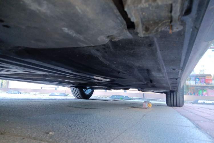 Used BMW 3 Series 2023 325Li M Sport Package Chassis Front Left