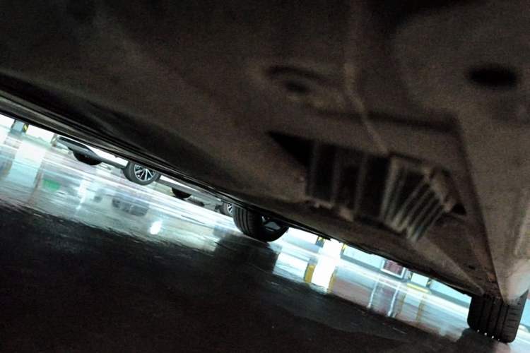 Used BMW 3 Series 2023 325Li M Sport Package Chassis Front Left
