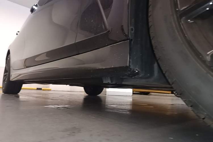 Used BMW 3 Series 2023 320Li M Sport Package Chassis Front Right