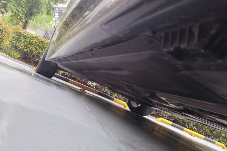 Used BMW 3 Series 2023 325Li M Sport Package Chassis Front Right
