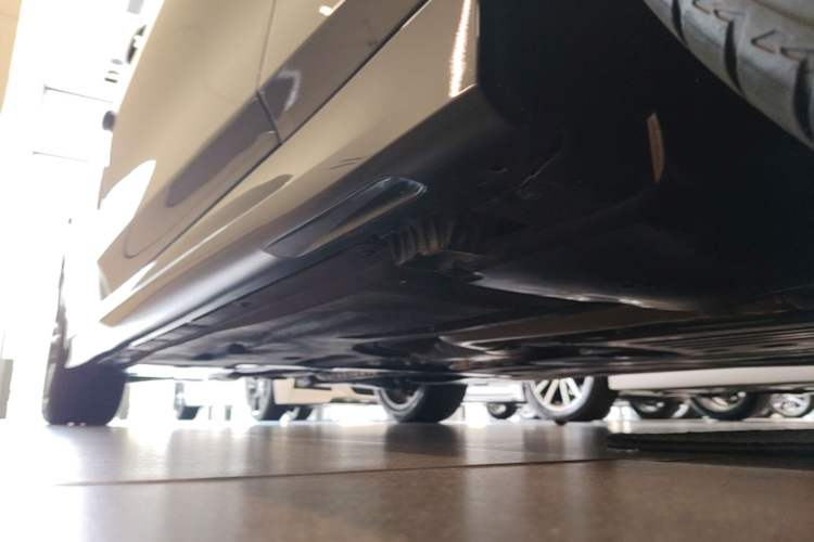 Used BMW 3 Series 2023 325Li M Sport Package Chassis Front Right