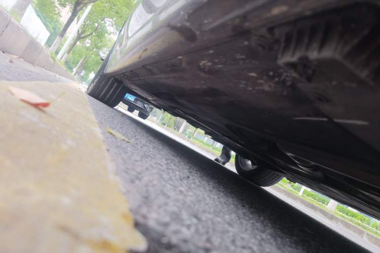 Used BMW 3 Series 2023 325i M Sport Package Chassis Front Right