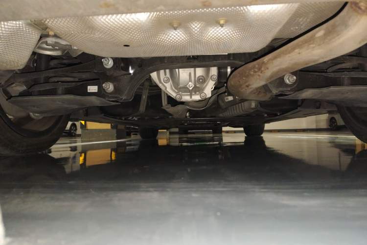 Used BMW 3 Series 2023 325i M Sport Package Chassis Rear